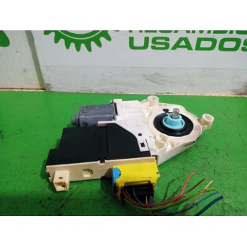 Recambio de motor elevalunas delantero derecho para peugeot 307 berlina (s2) 1.6 16v hdi referencia OEM IAM 0536010901  