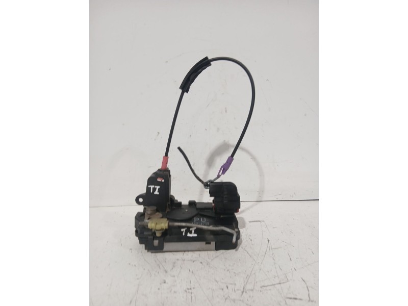 Recambio de cerradura puerta trasera izquierda para opel astra h sedán (a04) 1.7 cdti (l69) referencia OEM IAM 13210738  