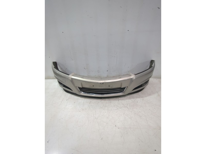 Recambio de paragolpes delantero para opel astra h sedán (a04) 1.7 cdti (l69) referencia OEM IAM 13225745  