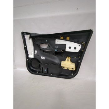 Recambio de guarnecido puerta delantera izquierda para toyota yaris (_p13_) 1.5 (nsp131_) referencia OEM IAM 1482608X  