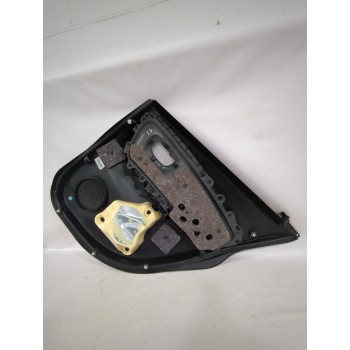 Recambio de guarnecido puerta trasera izquierda para toyota yaris (_p13_) 1.5 (nsp131_) referencia OEM IAM 676130D560  