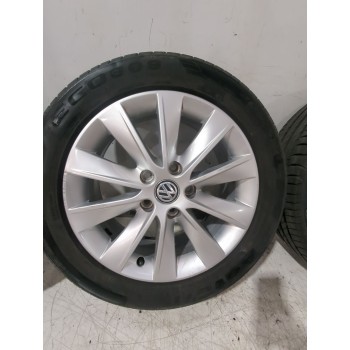 Recambio de juego llantas para volkswagen golf vi variant (aj5) 1.6 tdi referencia OEM IAM 5F0601025R  