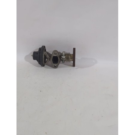 Recambio de valvula egr para volkswagen polo iv (9n_, 9a_) 1.9 sdi referencia OEM IAM 038131501AG  