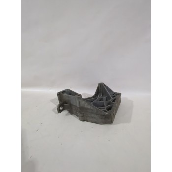 Recambio de soporte motor para volkswagen polo iv (9n_, 9a_) 1.9 sdi referencia OEM IAM 038199207P  