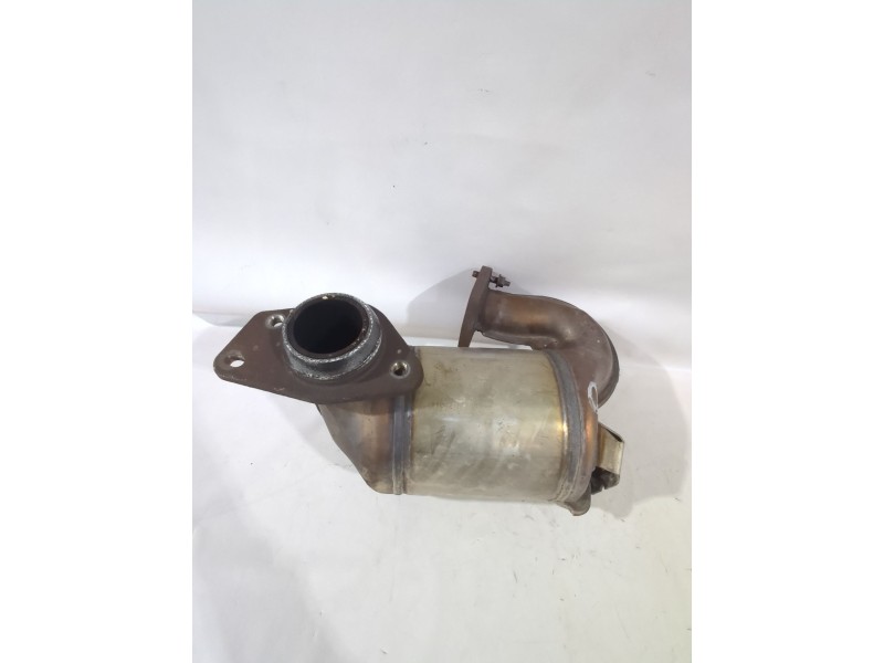 Recambio de catalizador para renault laguna grandtour iii renault laguna iii grandtour referencia OEM IAM 8200819309038903143AC 
