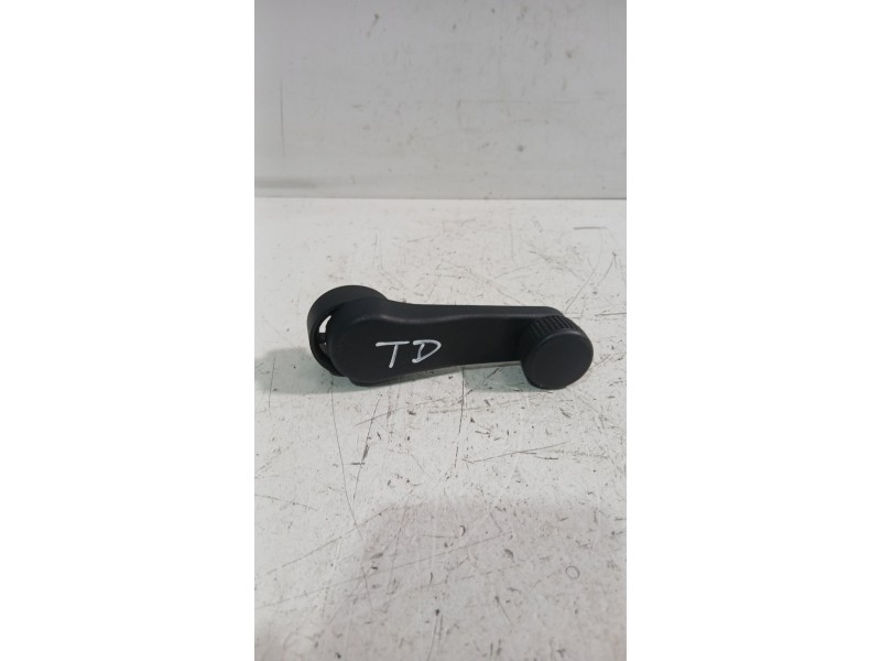 Recambio de maneta elevalunas trasera derecha para volkswagen golf vi variant (aj5) 1.6 tdi referencia OEM IAM 1K0839581A  