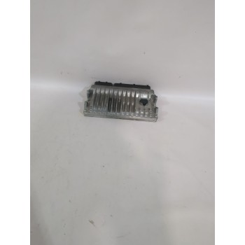 Recambio de centralita motor uce para toyota yaris (_p13_) 1.5 (nsp131_) referencia OEM IAM 896610DT20  