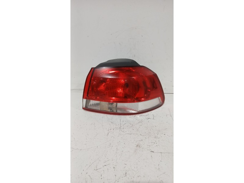 Recambio de piloto trasero derecho para volkswagen golf vi variant (aj5) 1.6 tdi referencia OEM IAM 5K0945096E  