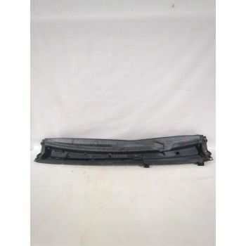 Recambio de torpedo para toyota yaris (_p13_) 1.5 (nsp131_) referencia OEM IAM 557810D400  