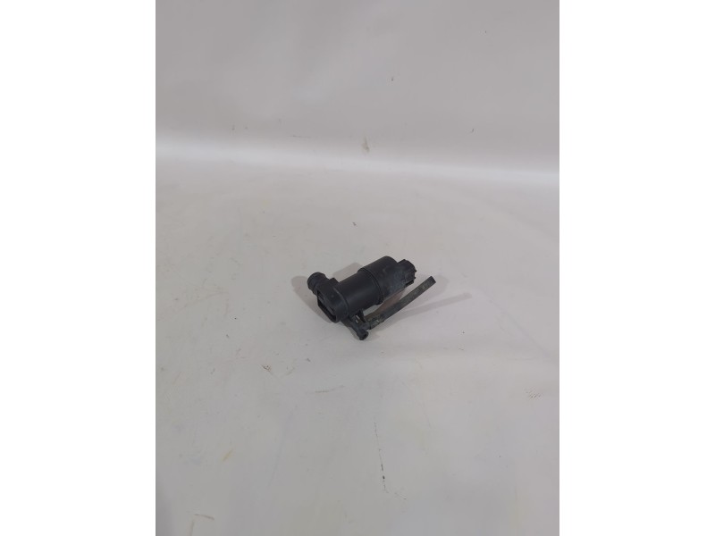 Recambio de bomba limpia para toyota yaris (_p13_) 1.5 (nsp131_) referencia OEM IAM 853300F020  