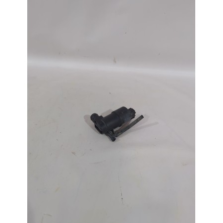 Recambio de bomba limpia para toyota yaris (_p13_) 1.5 (nsp131_) referencia OEM IAM 853300F020  