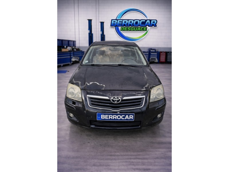 toyota avensis sedán (_t25_) del año 2007