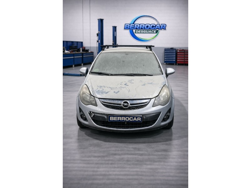 opel corsa d (s07) del año 2014