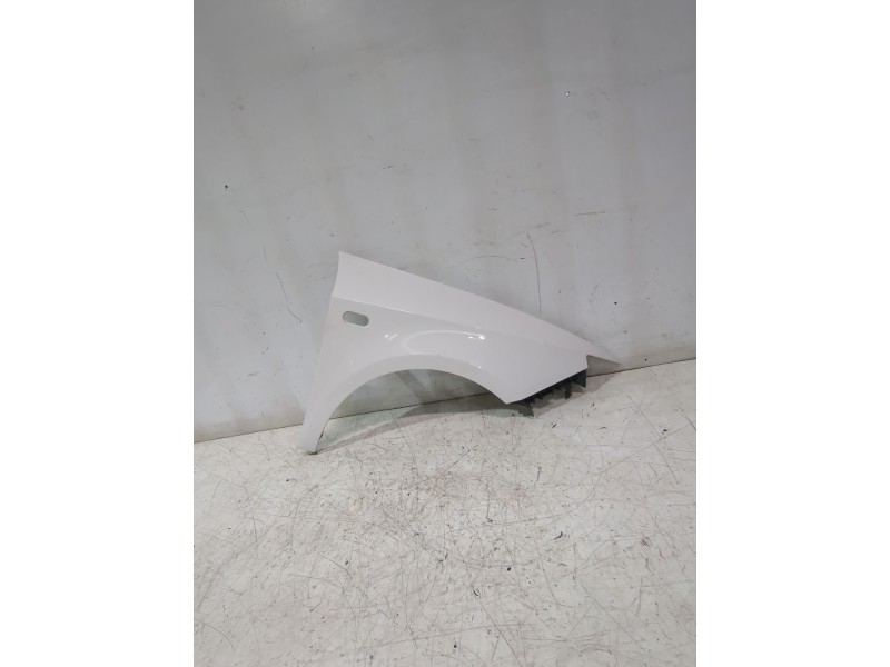 Recambio de aleta delantera derecha para seat ibiza (6j5) emoción referencia OEM IAM 6J0821022A  