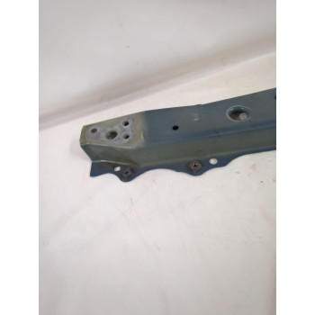 Recambio de travesaño para toyota yaris (_p13_) 1.5 (nsp131_) referencia OEM IAM 530280D130  