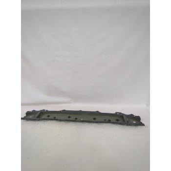 Recambio de travesaño para toyota yaris (_p13_) 1.5 (nsp131_) referencia OEM IAM 530280D130  