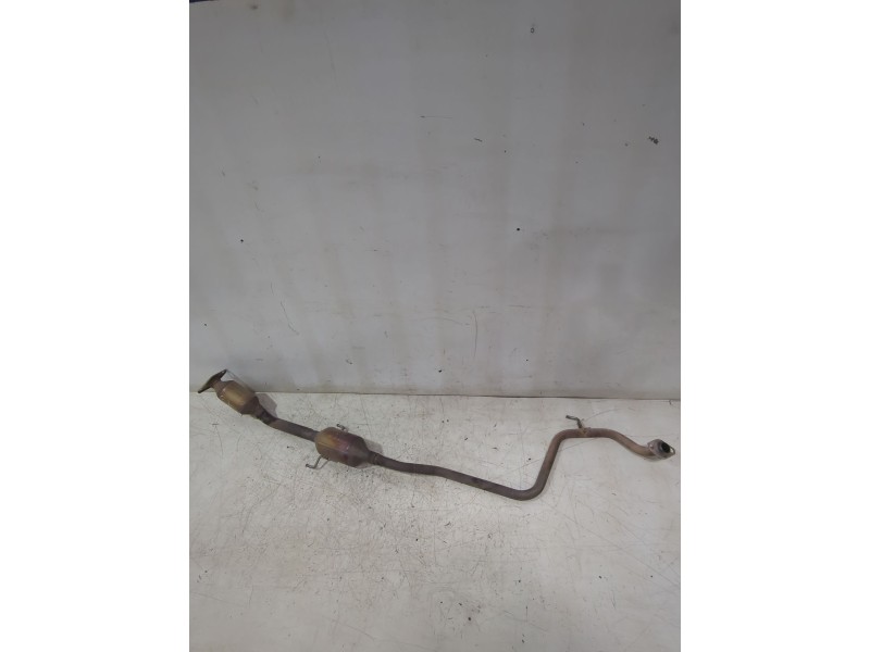 Recambio de catalizador para toyota yaris (_p13_) 1.5 (nsp131_) referencia OEM IAM 30M08  