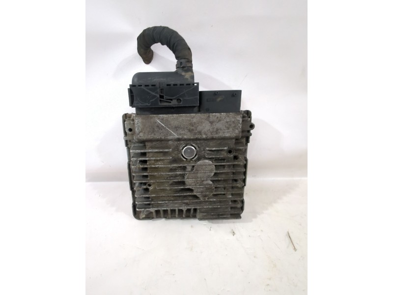 Recambio de centralita motor uce para volkswagen golf vi variant (aj5) 1.6 tdi referencia OEM IAM 03L906023MN  