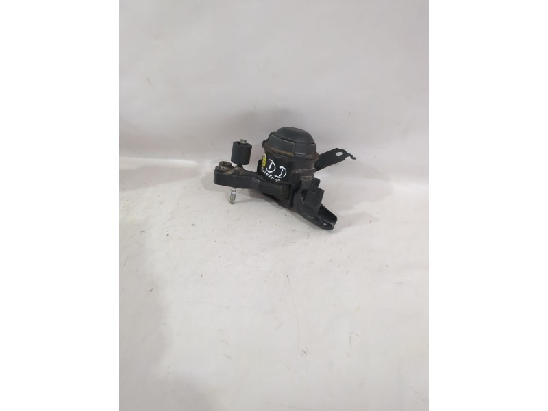 Recambio de soporte motor derecho para toyota yaris (_p13_) 1.5 (nsp131_) referencia OEM IAM FCD500  