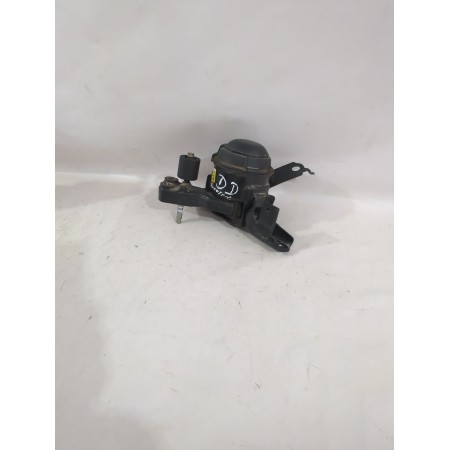 Recambio de soporte motor derecho para toyota yaris (_p13_) 1.5 (nsp131_) referencia OEM IAM FCD500  