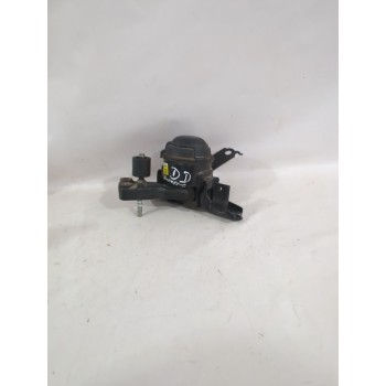 Recambio de soporte motor derecho para toyota yaris (_p13_) 1.5 (nsp131_) referencia OEM IAM FCD500  