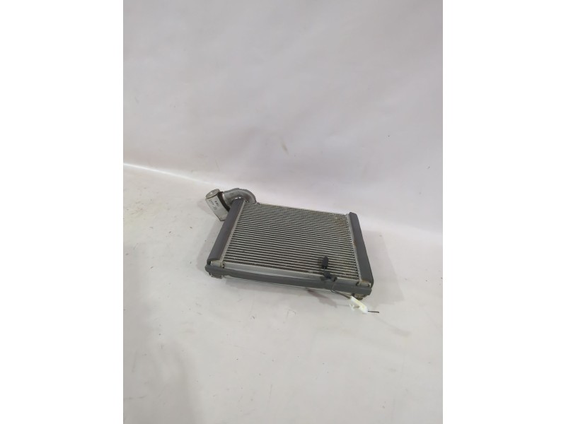Recambio de evaporador aire acondicionado para toyota yaris (_p13_) 1.5 (nsp131_) referencia OEM IAM 871740D010  