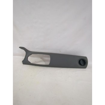 Recambio de molduras para toyota yaris (_p13_) 1.5 (nsp131_) referencia OEM IAM 554700D090  