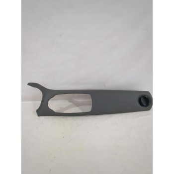 Recambio de molduras para toyota yaris (_p13_) 1.5 (nsp131_) referencia OEM IAM 554700D090  