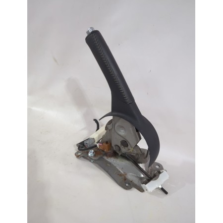 Recambio de palanca freno para toyota yaris (_p13_) 1.5 (nsp131_) referencia OEM IAM 462100D251B5  