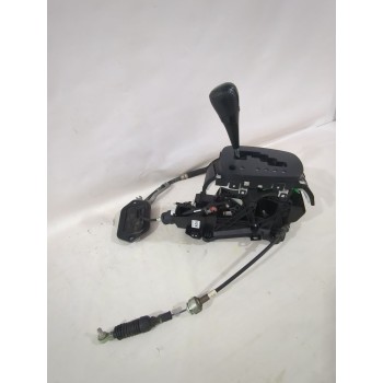 Recambio de palanca cambio para toyota yaris (_p13_) 1.5 (nsp131_) referencia OEM IAM 52170LH  