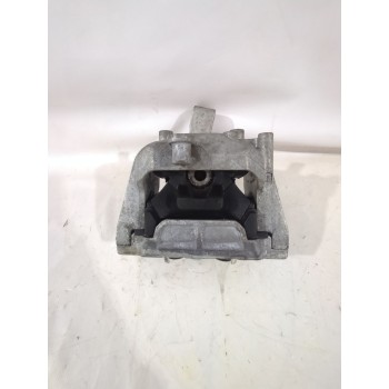 Recambio de soporte motor derecho para volkswagen golf vi variant (aj5) 1.6 tdi referencia OEM IAM K0199262  