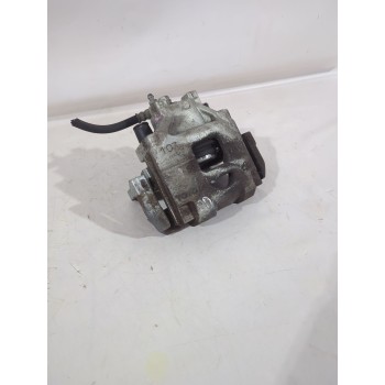 Recambio de pinza de freno delantera derecha para toyota yaris (_p13_) 1.5 (nsp131_) referencia OEM IAM 477300D200  