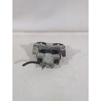 Recambio de pinza de freno delantera derecha para toyota yaris (_p13_) 1.5 (nsp131_) referencia OEM IAM 477300D200  
