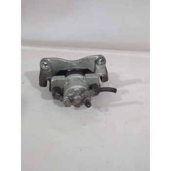 Recambio de pinza de freno delantera izquierda para toyota yaris (_p13_) 1.5 (nsp131_) referencia OEM IAM 477500D200  