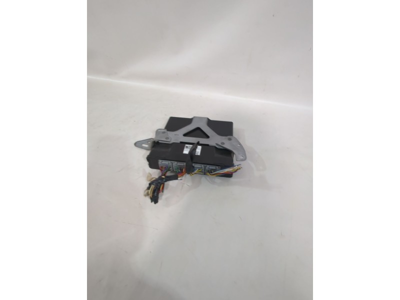 Recambio de modulo electronico para toyota yaris (_p13_) 1.5 (nsp131_) referencia OEM IAM 899810D140  