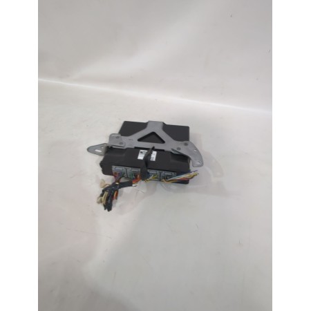 Recambio de modulo electronico para toyota yaris (_p13_) 1.5 (nsp131_) referencia OEM IAM 899810D140  