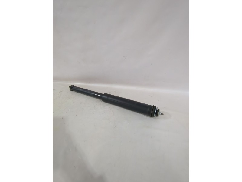 Recambio de amortiguador trasero derecho para toyota yaris (_p13_) 1.5 (nsp131_) referencia OEM IAM 485300DA40  