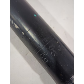 Recambio de amortiguador trasero derecho para toyota yaris (_p13_) 1.5 (nsp131_) referencia OEM IAM 485300DA40  