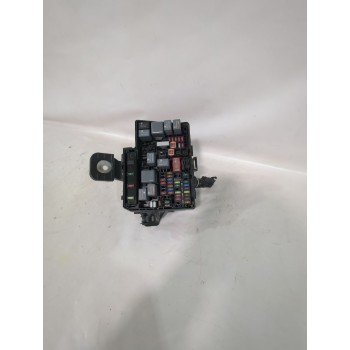 Recambio de caja reles / fusibles para toyota yaris (_p13_) 1.5 (nsp131_) referencia OEM IAM 821150DQ21A  