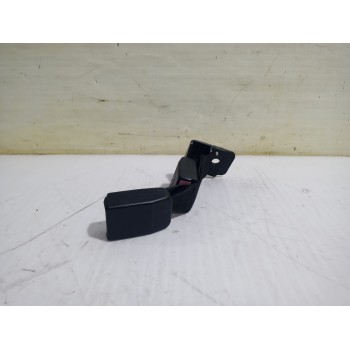 Recambio de enganche cinturon trasero central para citroën c4 sedan collection referencia OEM IAM 96593928XX  