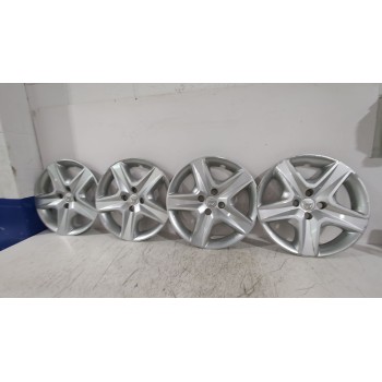 Recambio de tapacubos para dacia sandero ii (b8_) 1.5 dci referencia OEM IAM 403154000R  