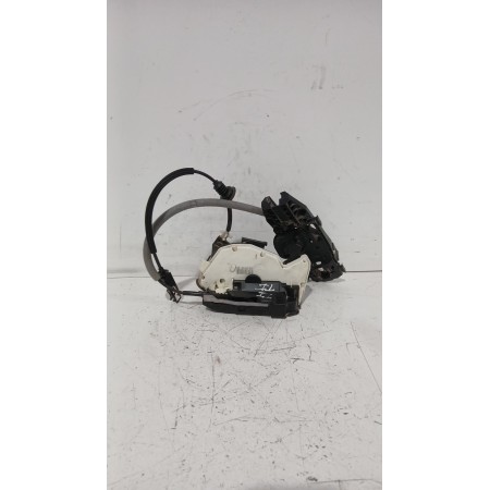 Recambio de cerradura puerta trasera izquierda para volkswagen golf vi variant (aj5) 1.6 tdi referencia OEM IAM 5K4839015H  