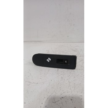 Recambio de mando elevalunas delantero derecho para volkswagen golf vi variant (aj5) 1.6 tdi referencia OEM IAM 5K0867256  