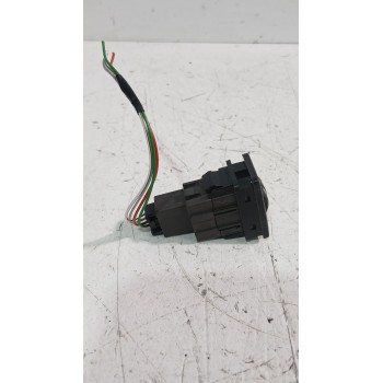 Recambio de mando luces para toyota yaris (_p13_) 1.5 (nsp131_) referencia OEM IAM 8415202080  