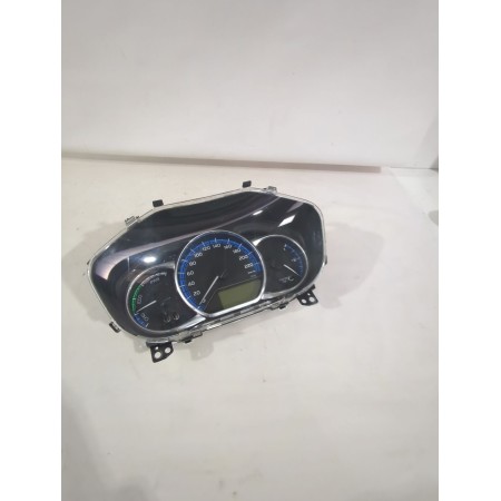 Recambio de cuadro instrumentos para toyota yaris (_p13_) 1.5 (nsp131_) referencia OEM IAM 553030D150C1 / MB1575809050  