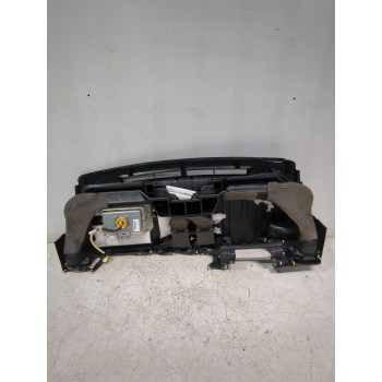 Recambio de salpicadero para toyota yaris (_p13_) 1.5 (nsp131_) referencia OEM IAM 553020D180C1  