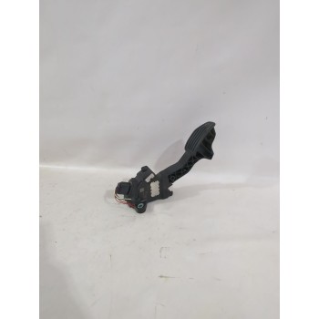 Recambio de pedal acelerador para toyota yaris (_p13_) 1.5 (nsp131_) referencia OEM IAM 781100D110  