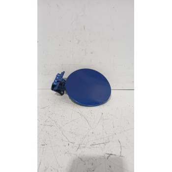 Recambio de tapa exterior combustible para toyota yaris (_p13_) 1.5 (nsp131_) referencia OEM IAM 7730052030  