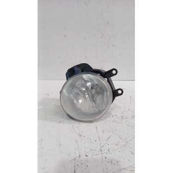 Recambio de faro antiniebla derecho para toyota yaris (_p13_) 1.5 (nsp131_) referencia OEM IAM 8121002110  
