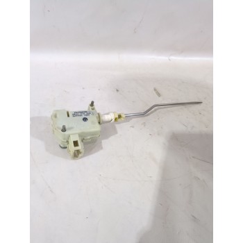 Recambio de motor tapa combustible para volkswagen golf vi variant (aj5) 1.6 tdi referencia OEM IAM 5K6810773A  